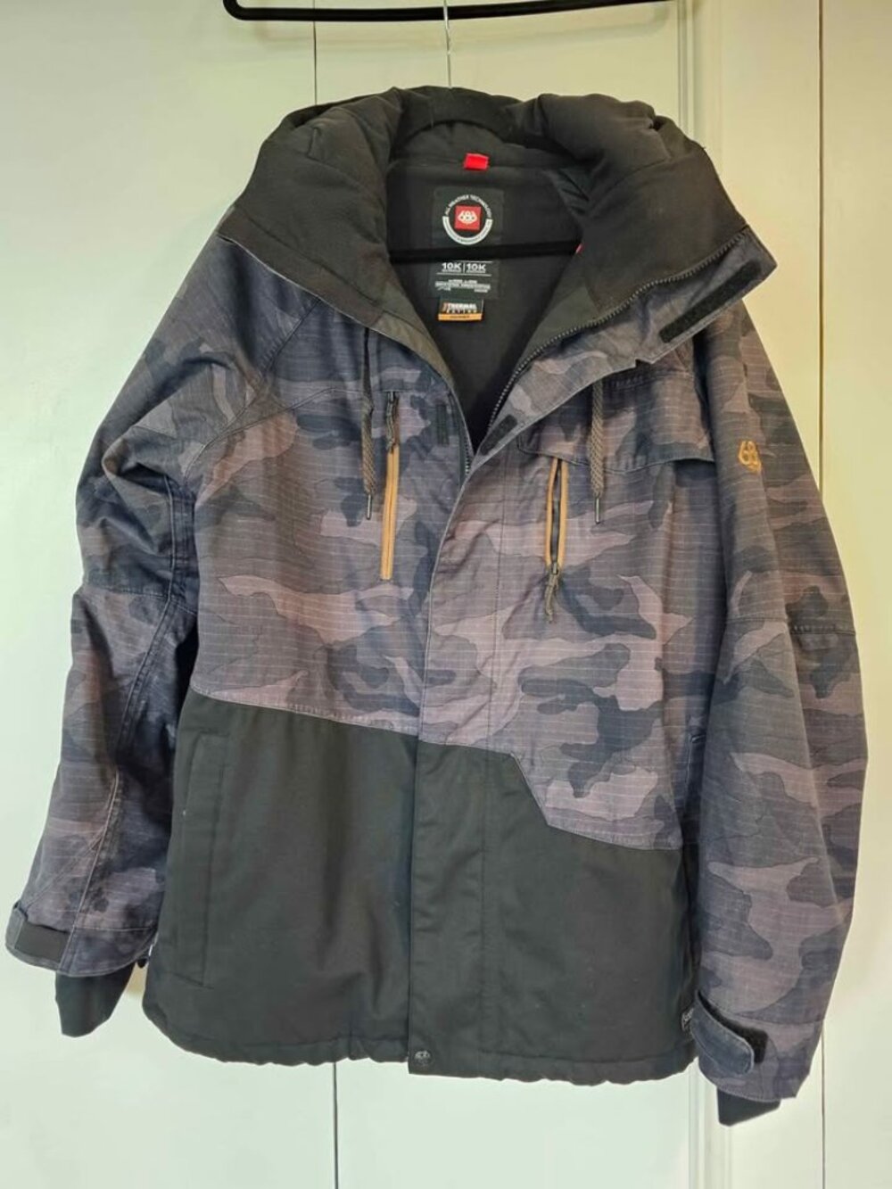 686 Men's Geo Insulated Ski/Snowboard Jacket, Large